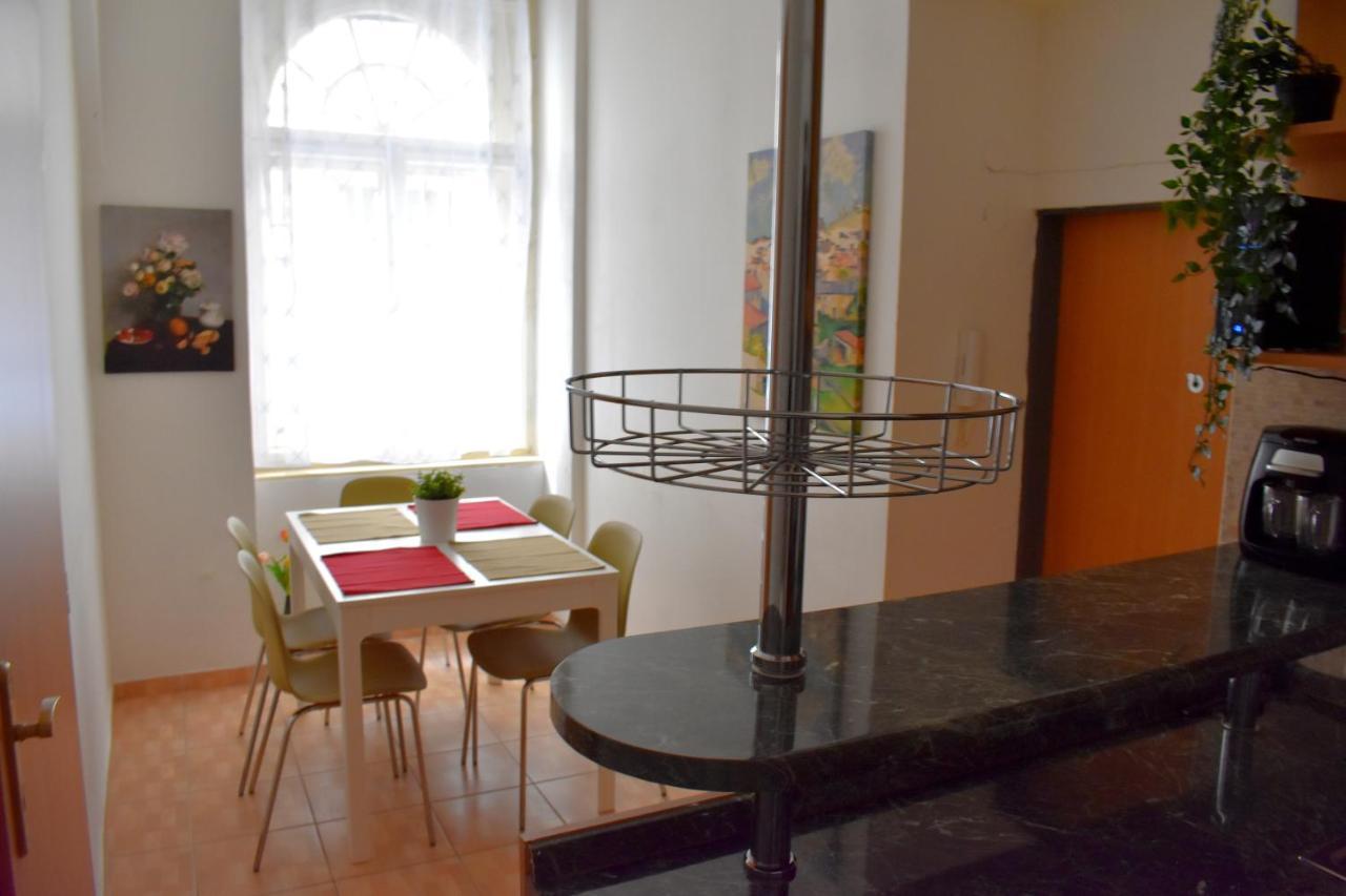 Andy'S Central 3-Bedroom Apartment ! Praha